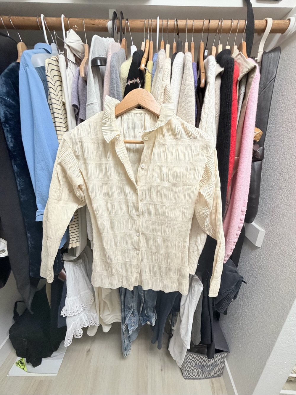Women Cream Button-Up Long-Sleeve Shirt